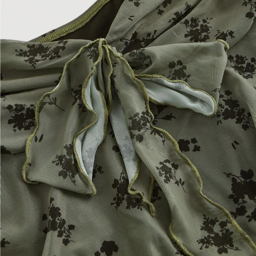 Floral Army Green Strapless Knotted Front Top - Picture 3 of 6